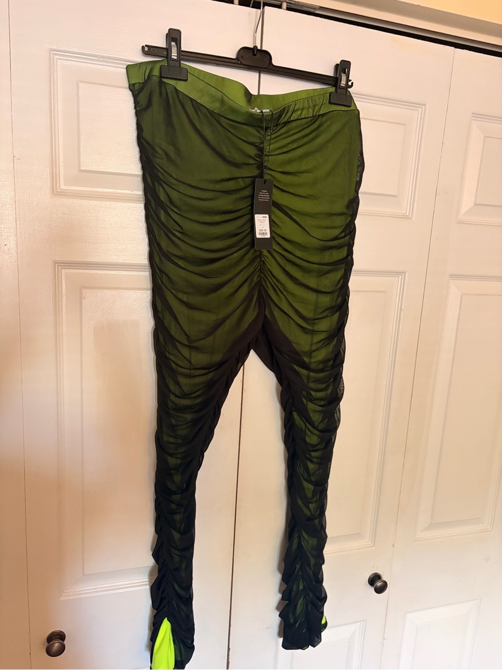 Fashion Nova Girls Green Ruched Mesh Leggings with Black Overlay